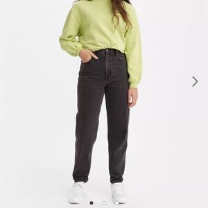 Levi’s high loose taper Jean size 34 in faded black